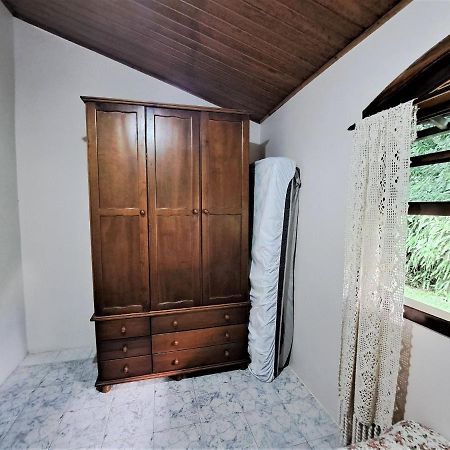 Paradisiaco, Piscina E Churrasqueira Em Guapimirim Exterior foto